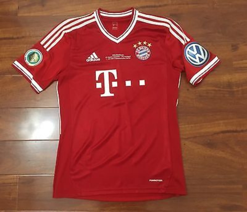 Bayern München 2012-13 DFB-Pokal Final Kit