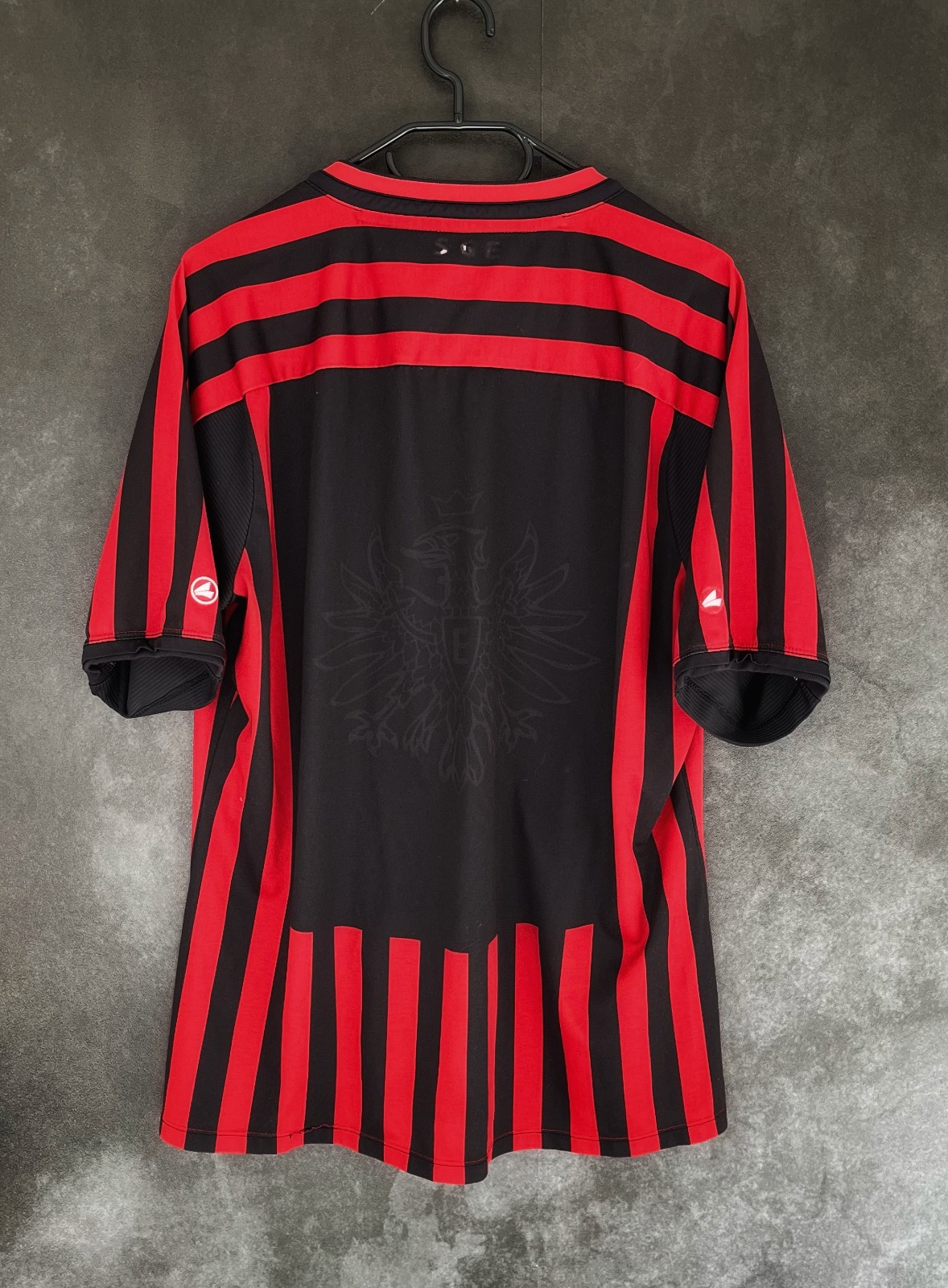 Eintracht Frankfurt 2012-13 Home Kit