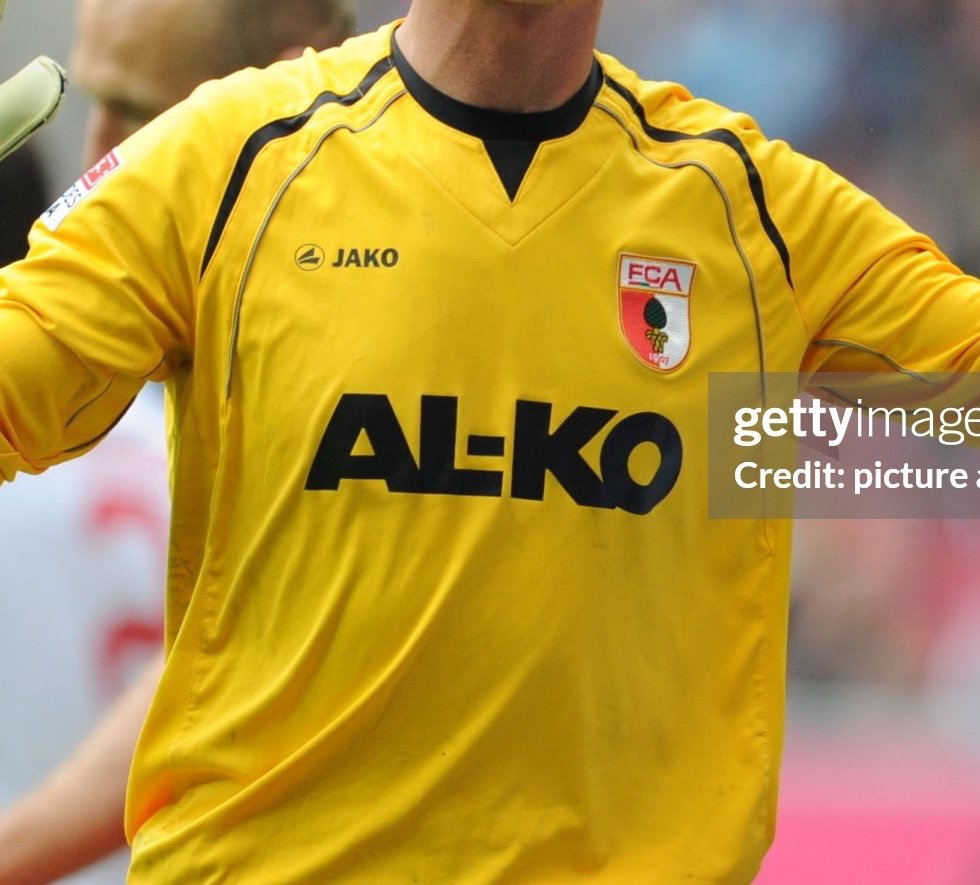 FC Augsburg 2012-13 GK 2 Kit