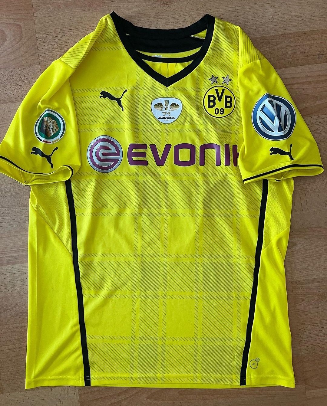 Borussia Dortmund 2013-14 DFB-Pokal Final Kit