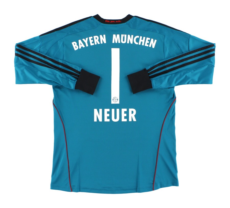 Bayern München 2013-14 GK 1 Kit