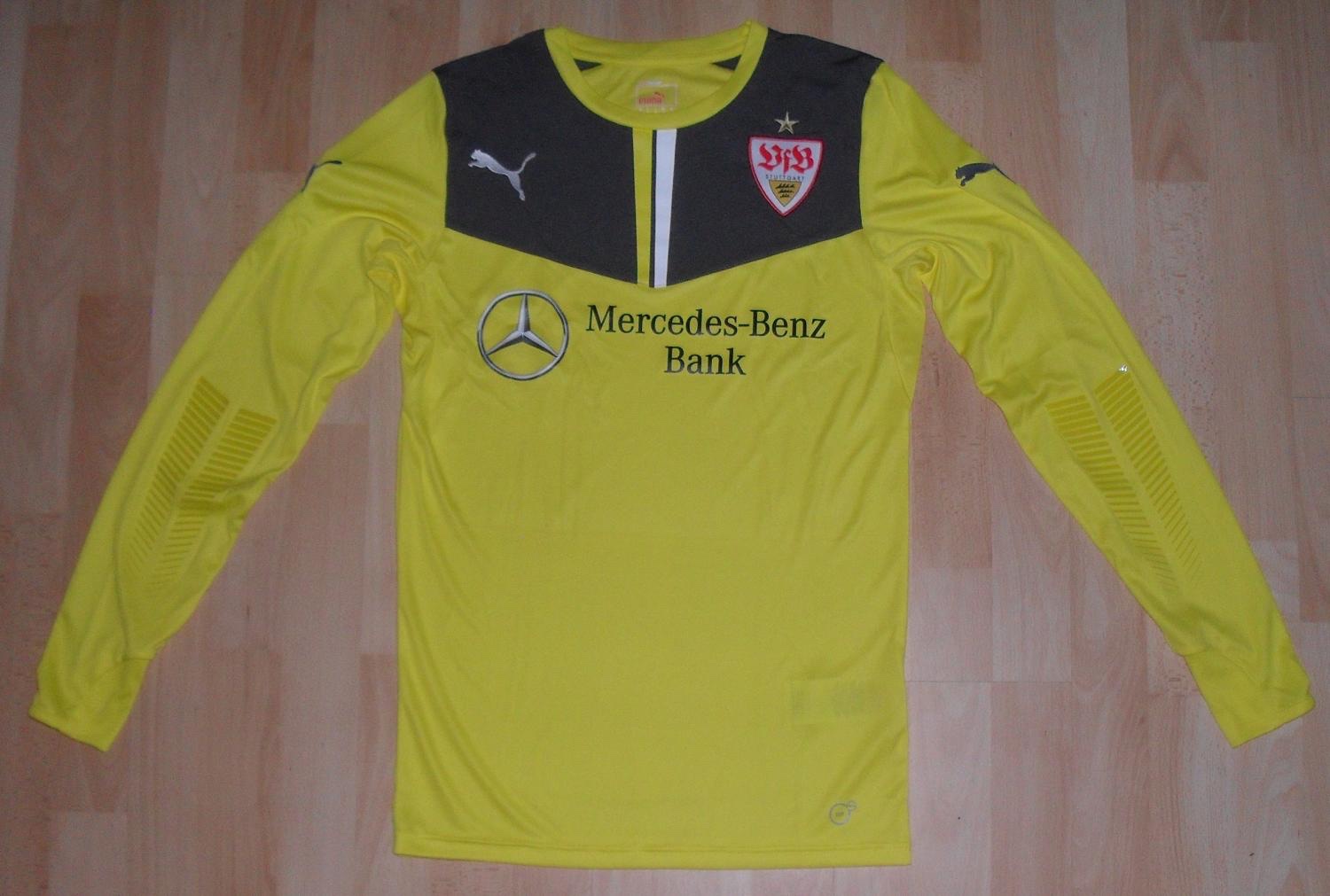 VfB Stuttgart 2013-14 GK 1 Kit