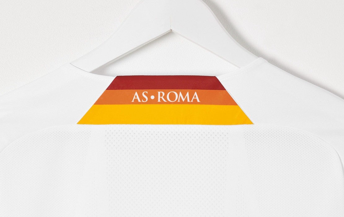 AS Roma 2021-22 Away Kit