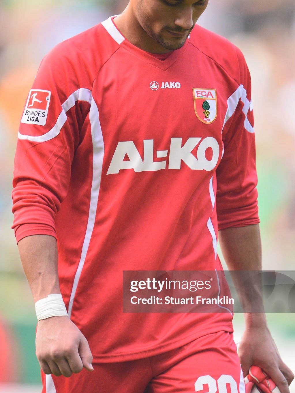 FC Augsburg 2013-14 GK 2 Kit