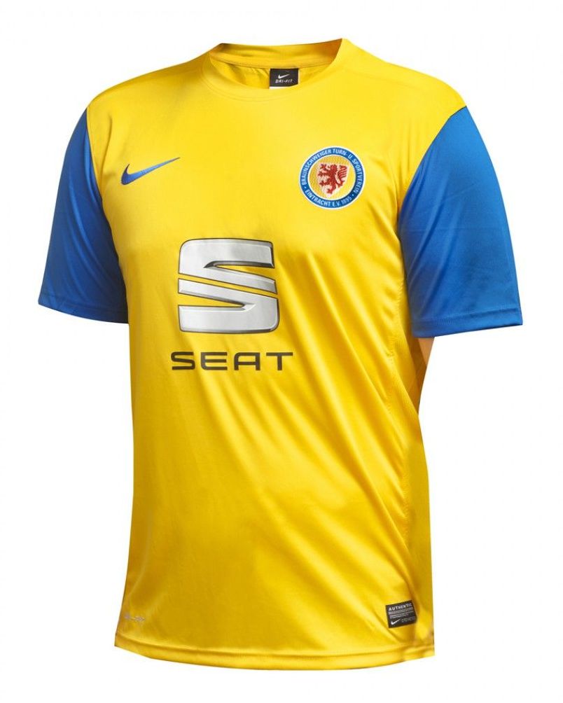 Eintracht Braunschweig 2013-14 Home Kit