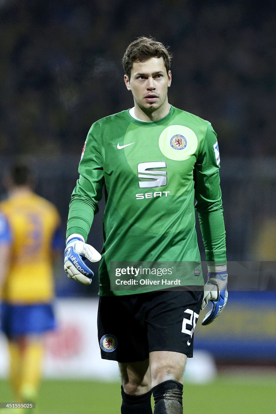 Eintracht Braunschweig 2013-14 GK 2 Kit