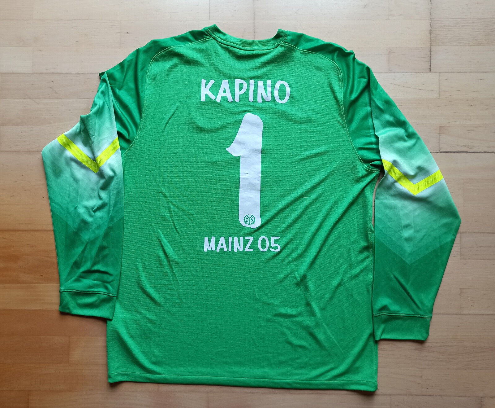 1. FSV Mainz 05 2014-15 GK 1 Kit