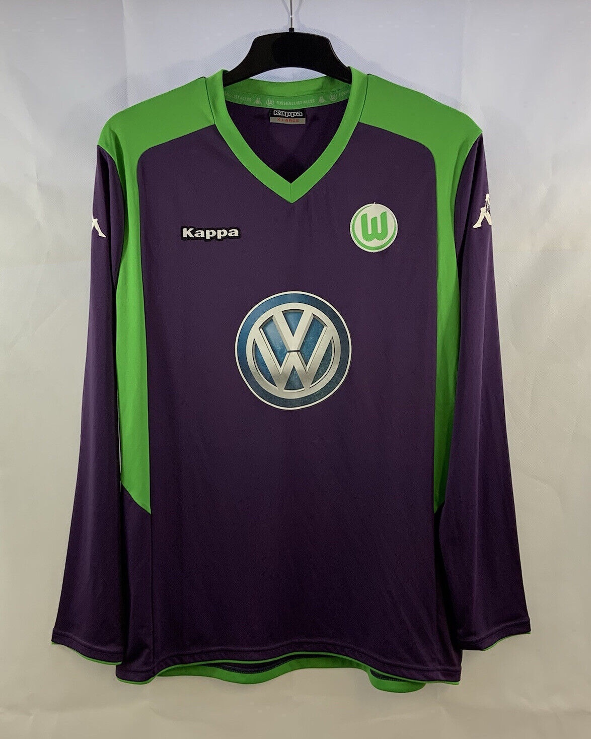VfL Wolfsburg 2014-15 GK 1 Kit