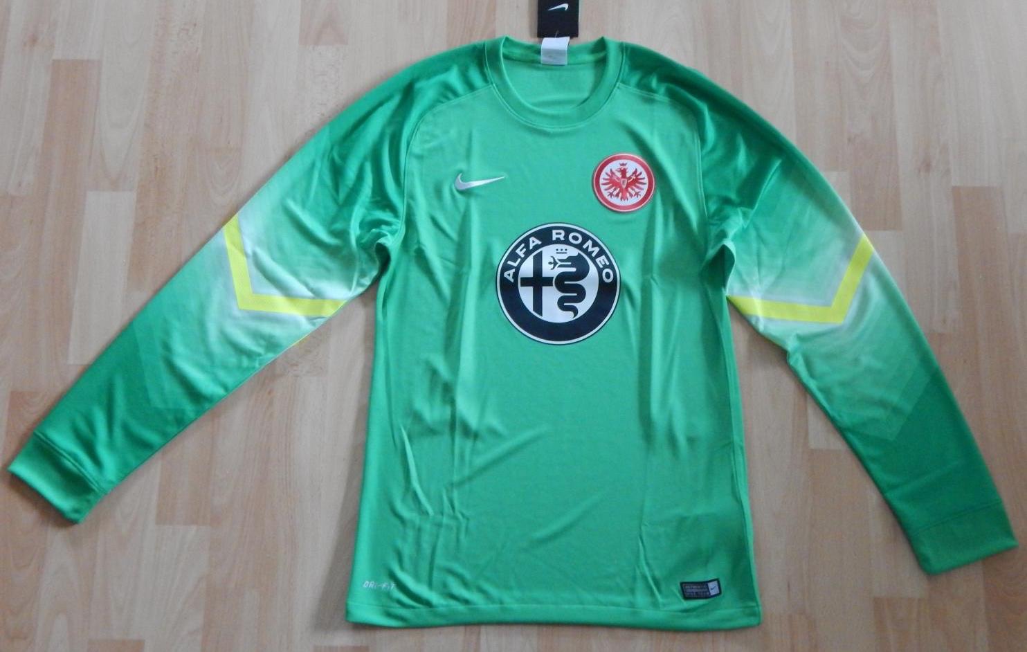 Eintracht Frankfurt 2014-15 GK 3 Kit