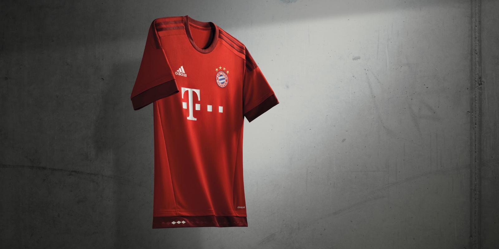 Bayern München 2015-16 Home Kit