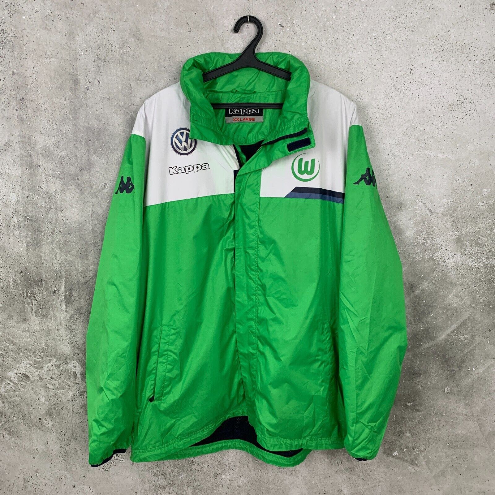 VfL Wolfsburg 2015-16 Bench Kit