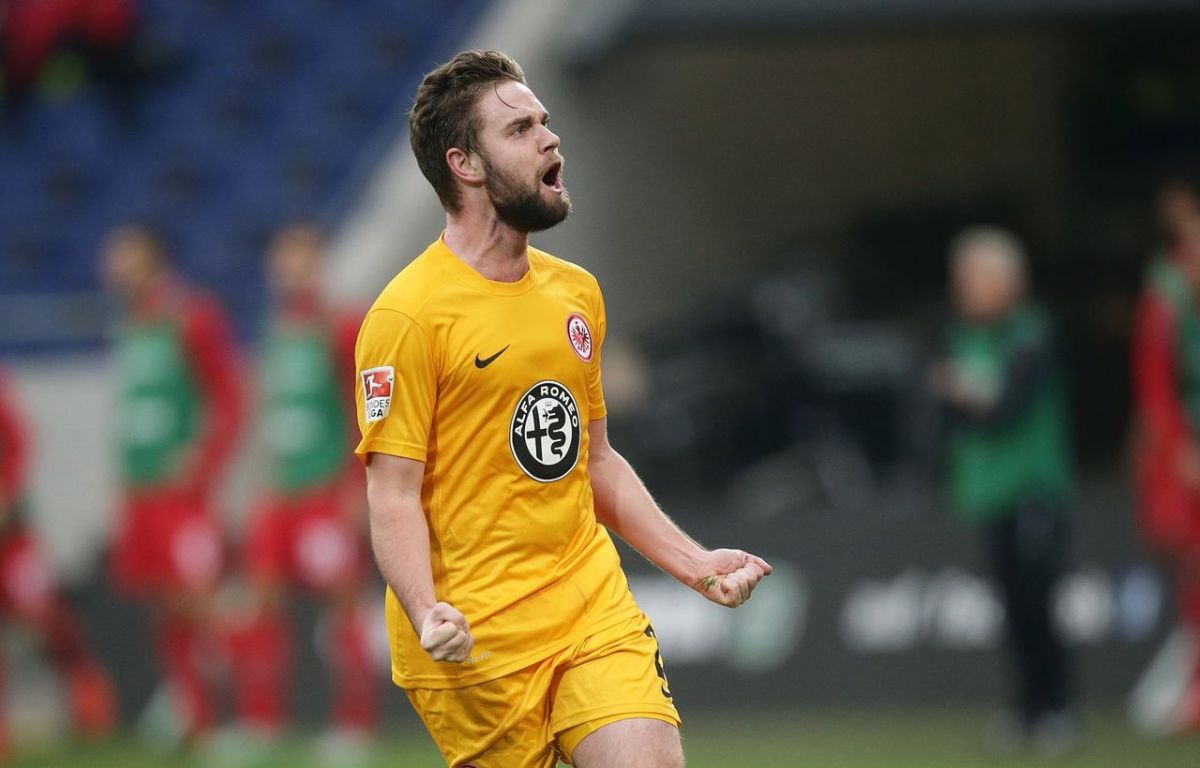 Eintracht Frankfurt 2015-16 Third Kit