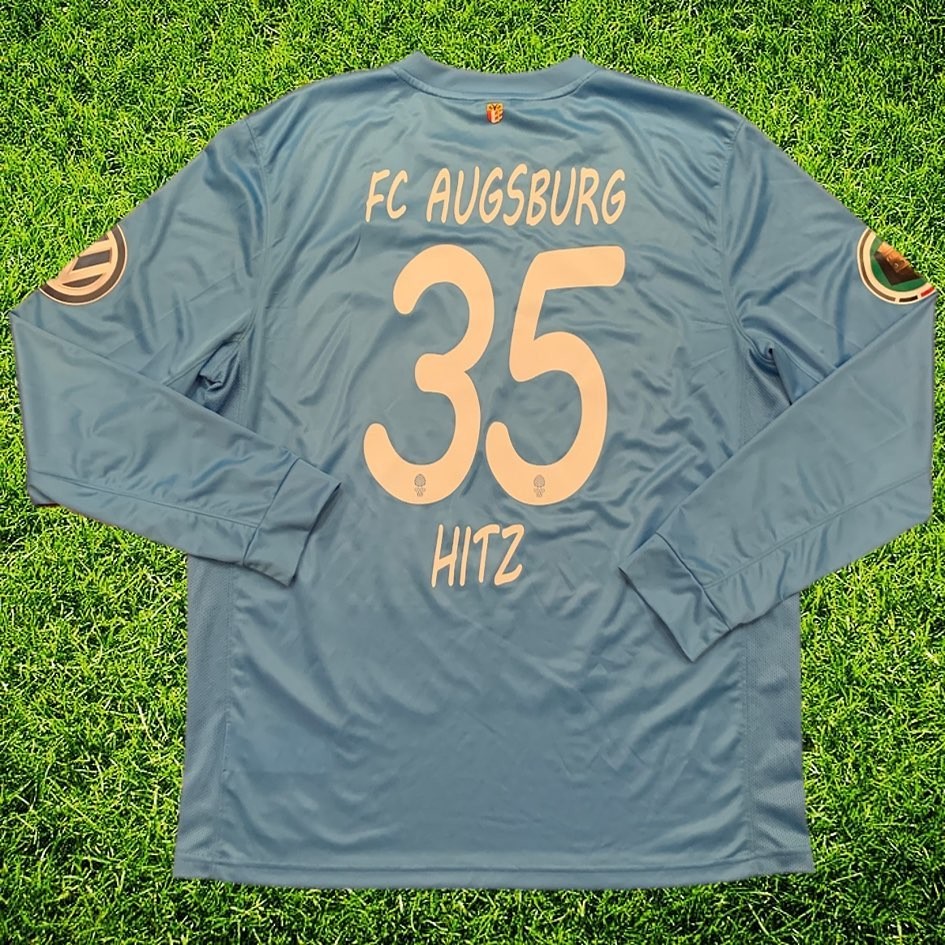 FC Augsburg 2015-16 GK Kit