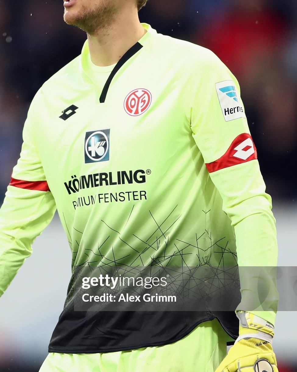 1. FSV Mainz 05 2016-17 GK 4 Kit