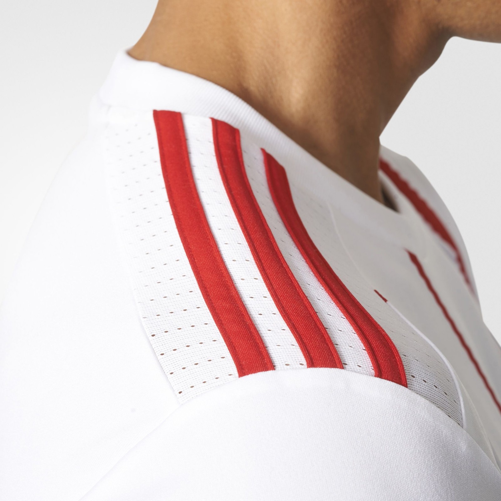 Bayern München 2017-18 Third Kit