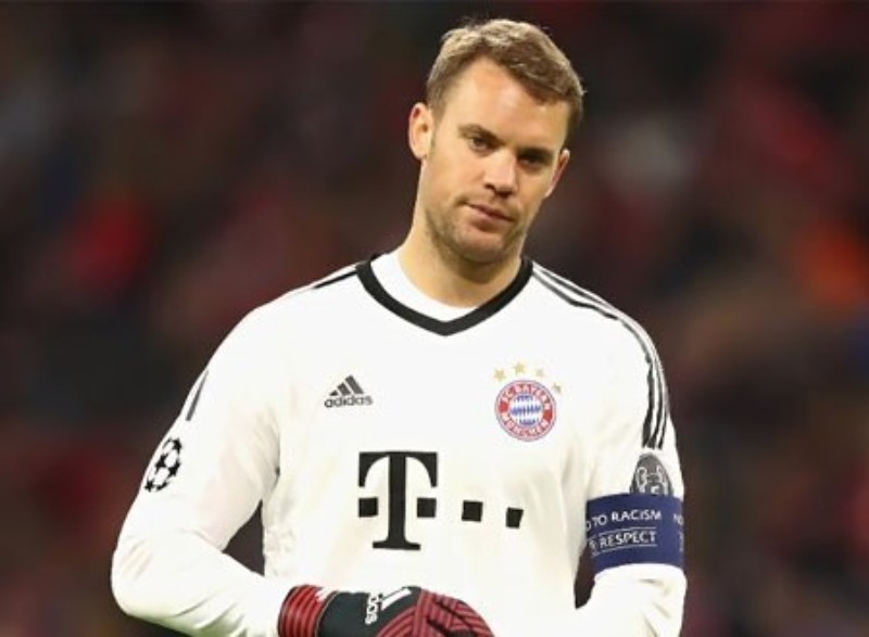 Bayern München 2017-18 GK Fourth Kit