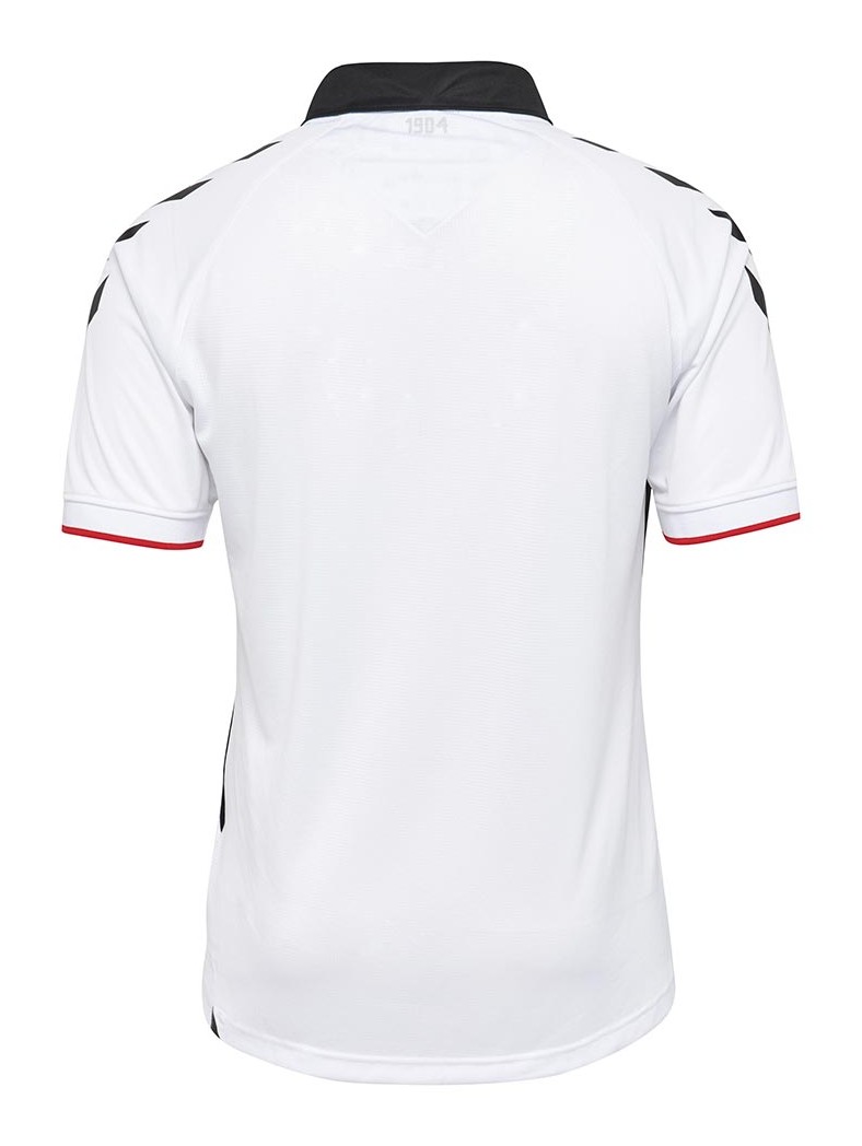 SC Freiburg 2017-18 Away Kit