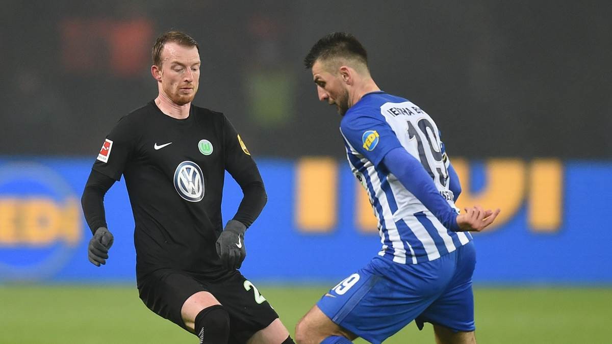 VfL Wolfsburg 2017-18 Fourth Kit