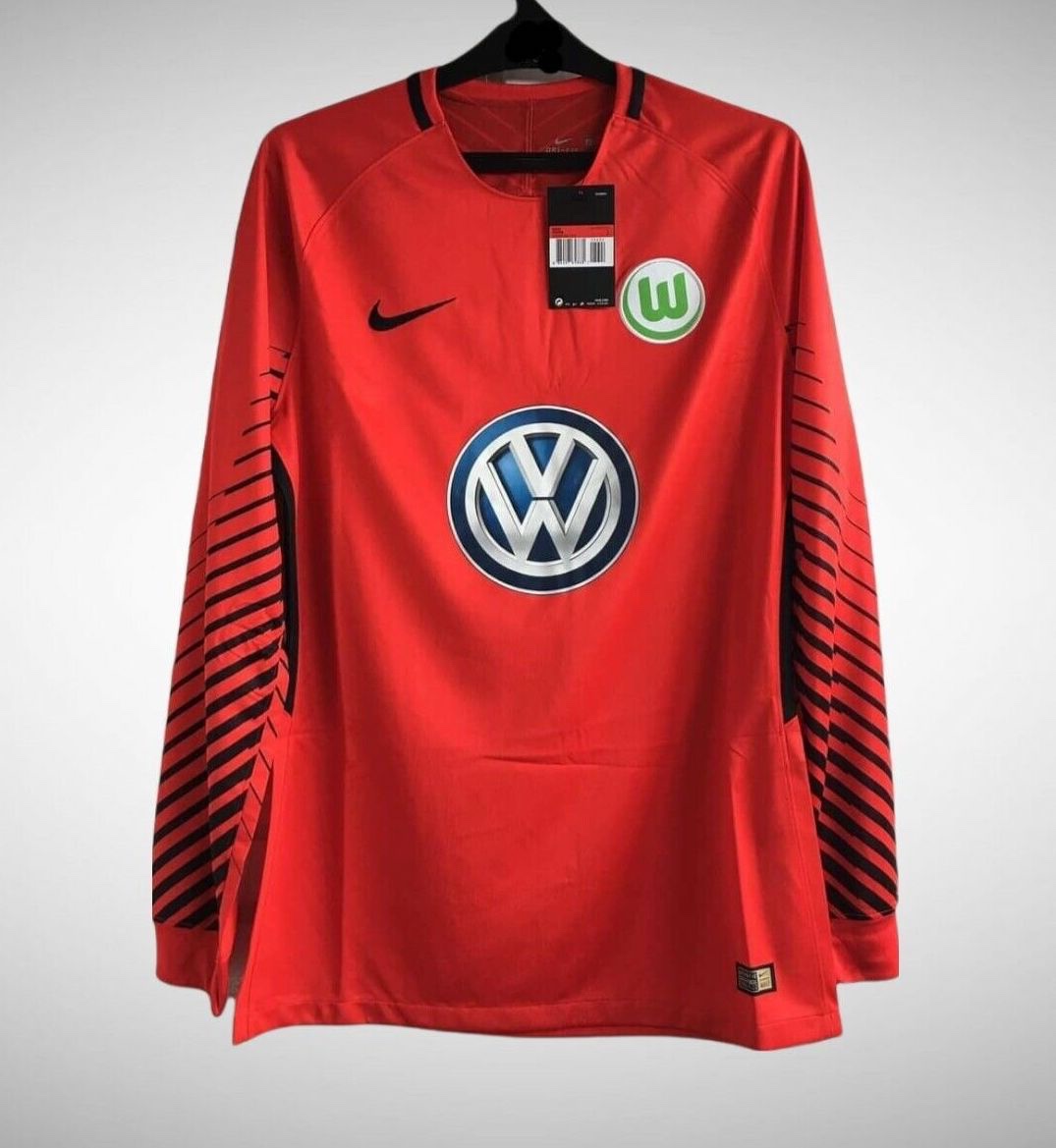 VfL Wolfsburg 2017-18 GK 1 Kit