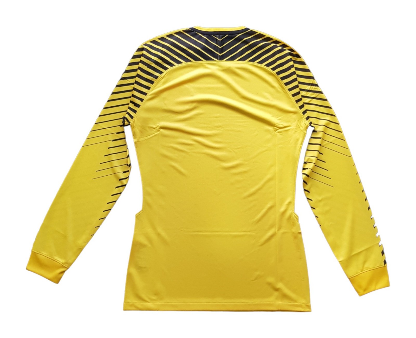 Eintracht Frankfurt 2017-18 GK 2 Kit