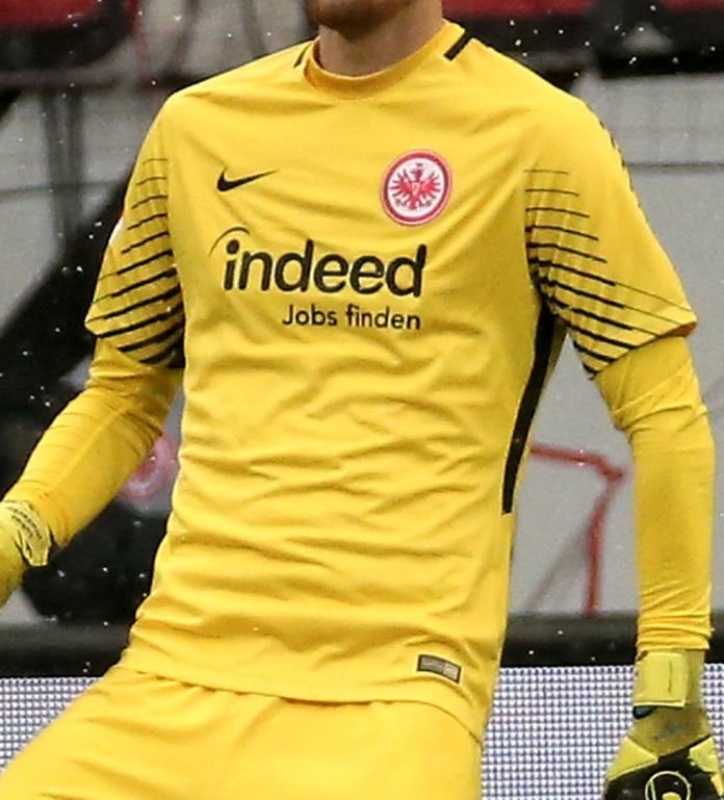 Eintracht Frankfurt 2017-18 GK 2 Kit