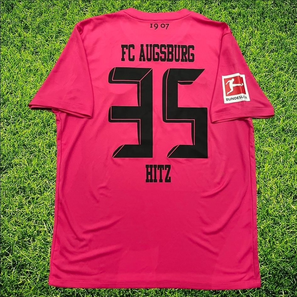 FC Augsburg 2017-18 GK Kit