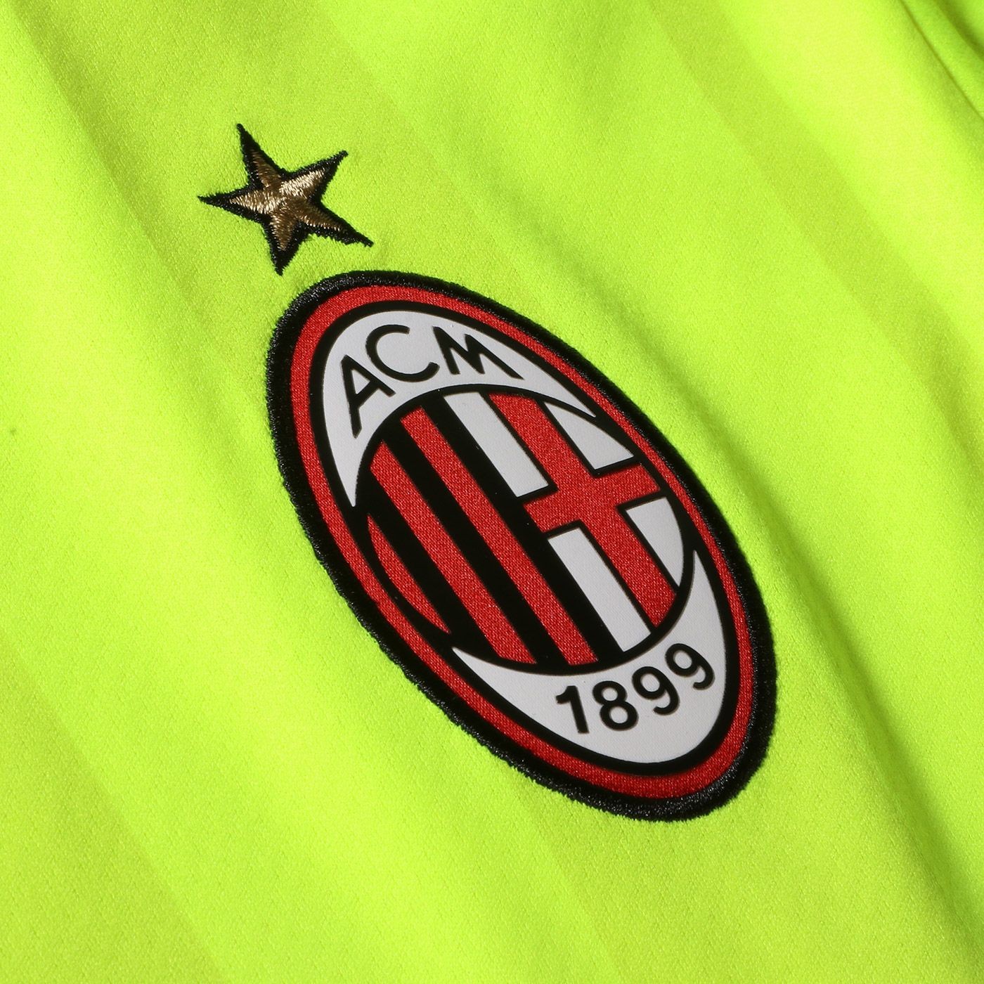 AC Milan 2021-22 GK Home Kit