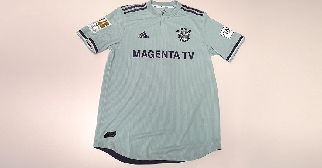 Bayern München 2018-19 Away V2 Kit