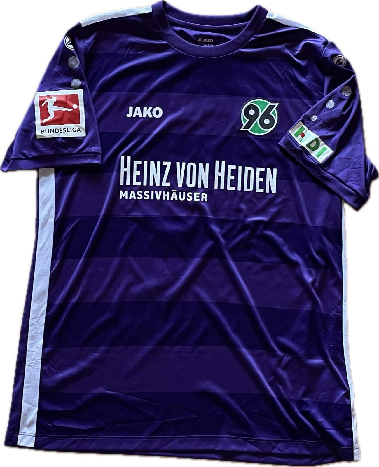 Hannover 96 2018-19 GK Away Kit