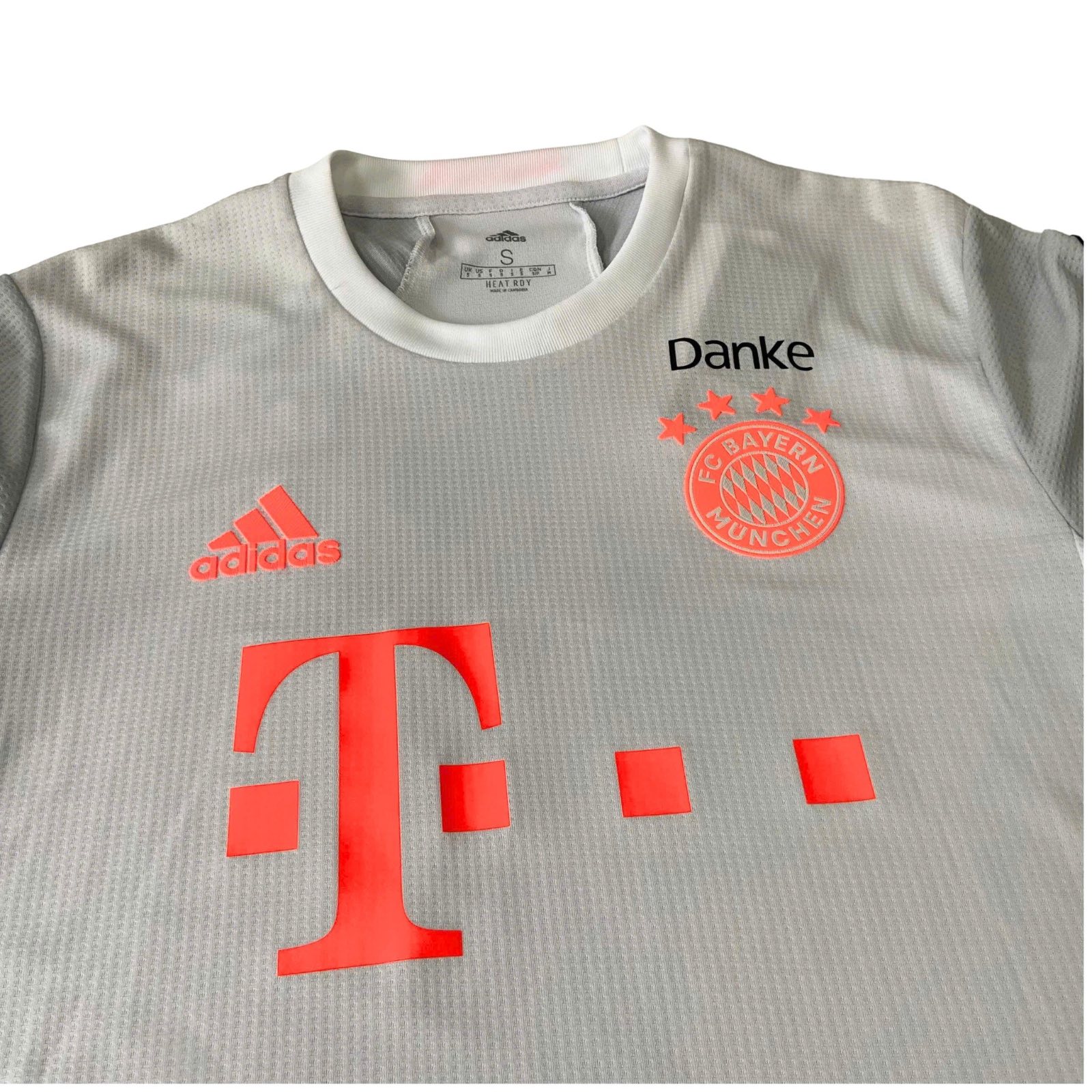 Bayern München 2019-20 Champions League Away Kit