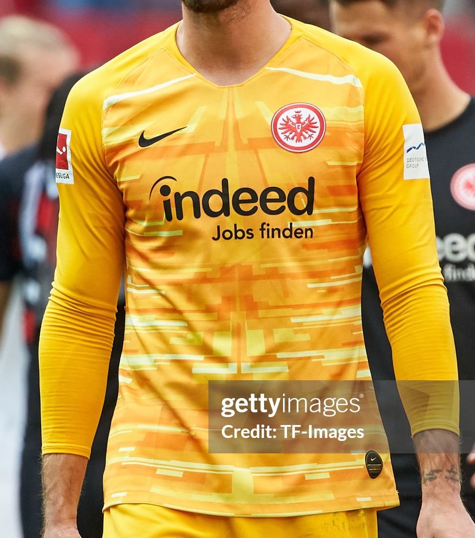 Eintracht Frankfurt 2019-20 GK Home Kit
