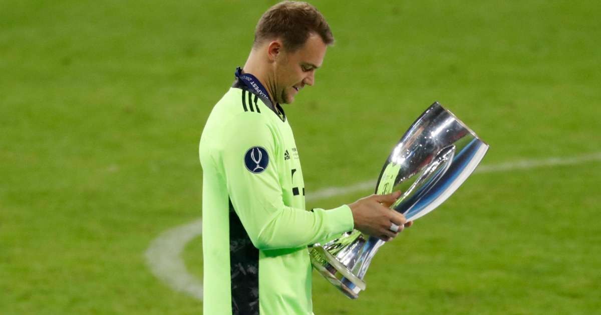 Bayern München 2020-21 UEFA Super Cup GK Kit