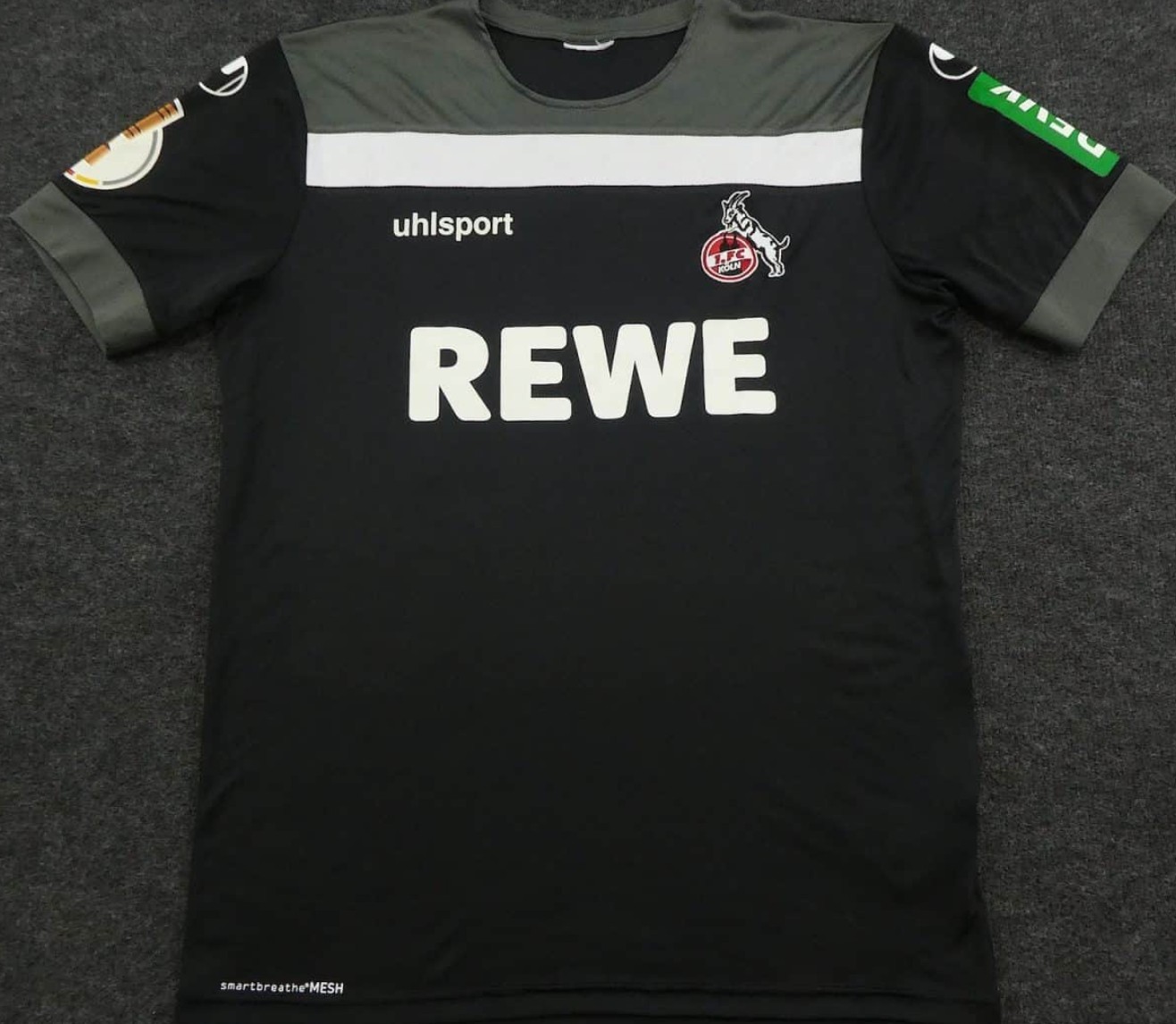 1. FC Köln 2020-21 GK 3 Kit