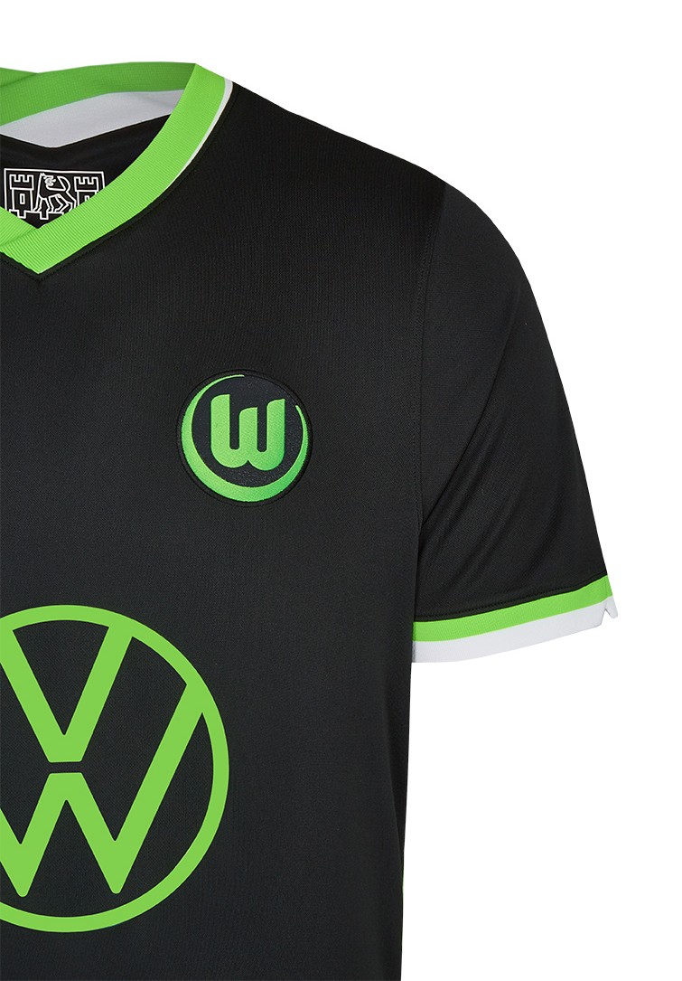 VfL Wolfsburg 2020-21 Away Kit