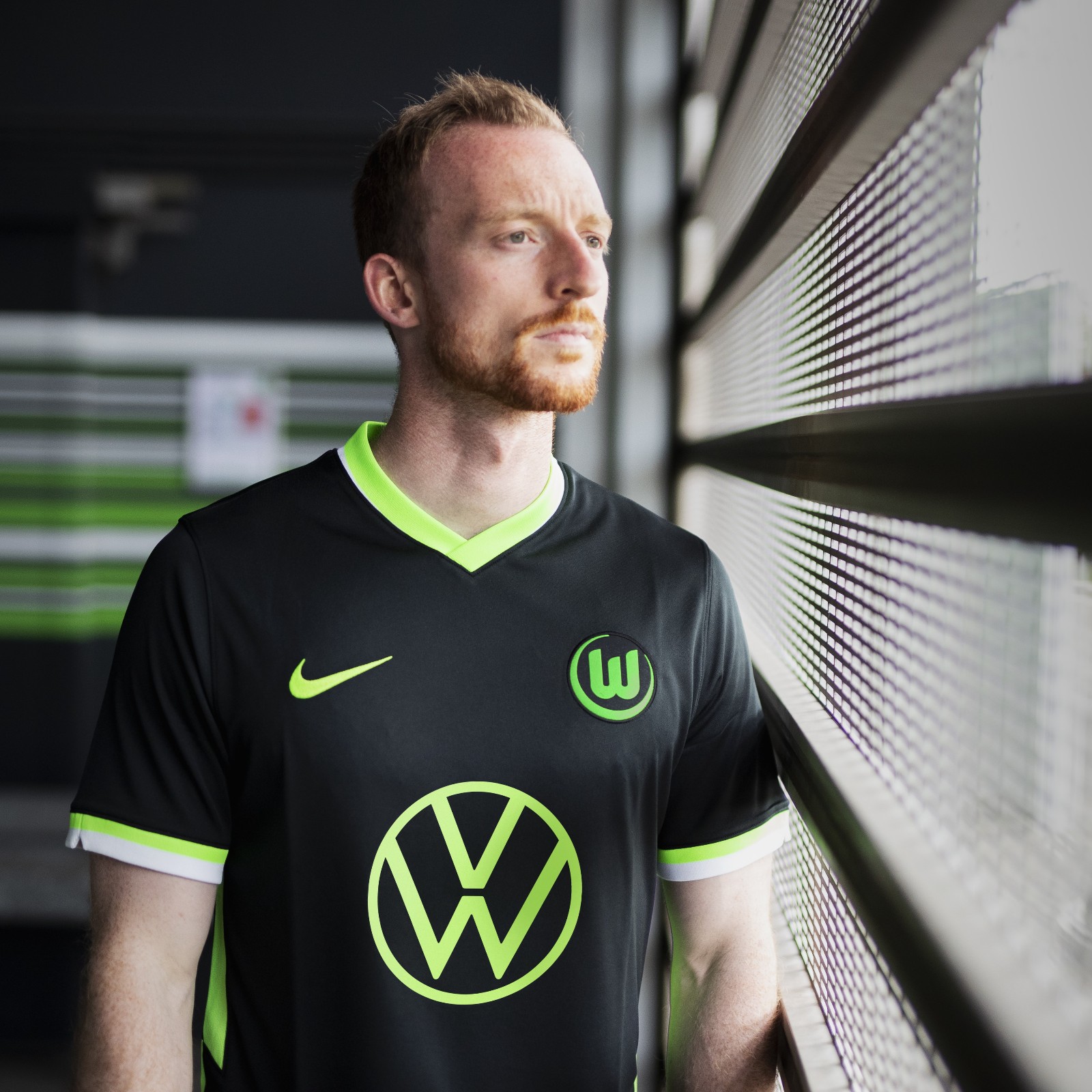 VfL Wolfsburg 2020-21 Away Kit