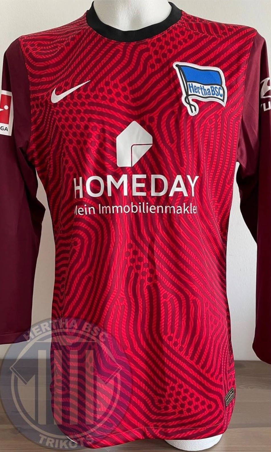 Hertha BSC 2020-21 GK Third Kit