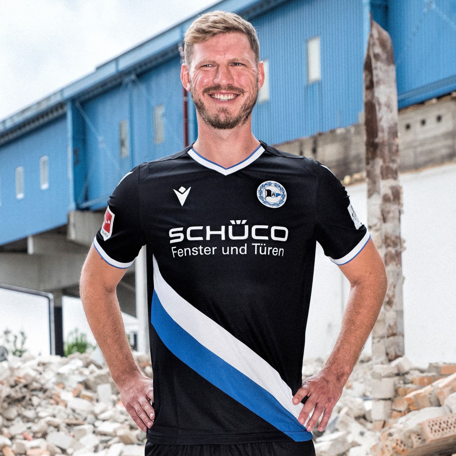 Arminia Bielefeld 2020-21 Home Kit