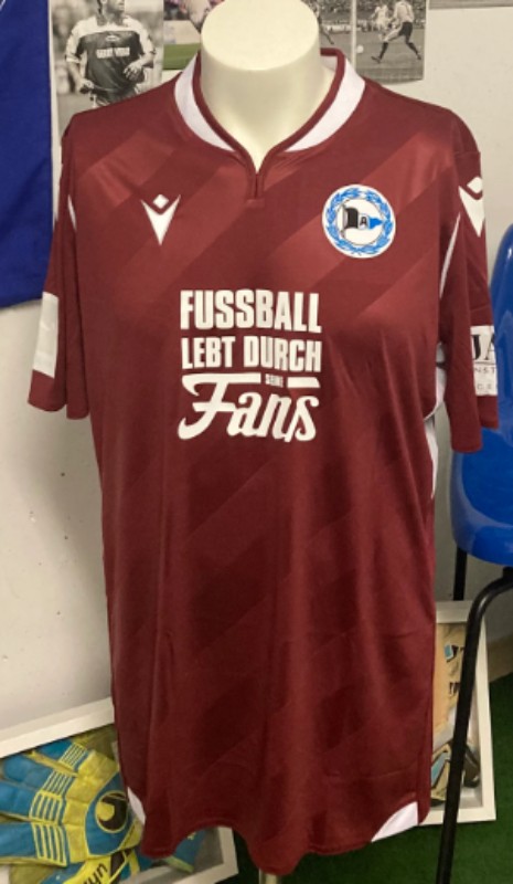 Arminia Bielefeld 2020-21 GK Special Kit