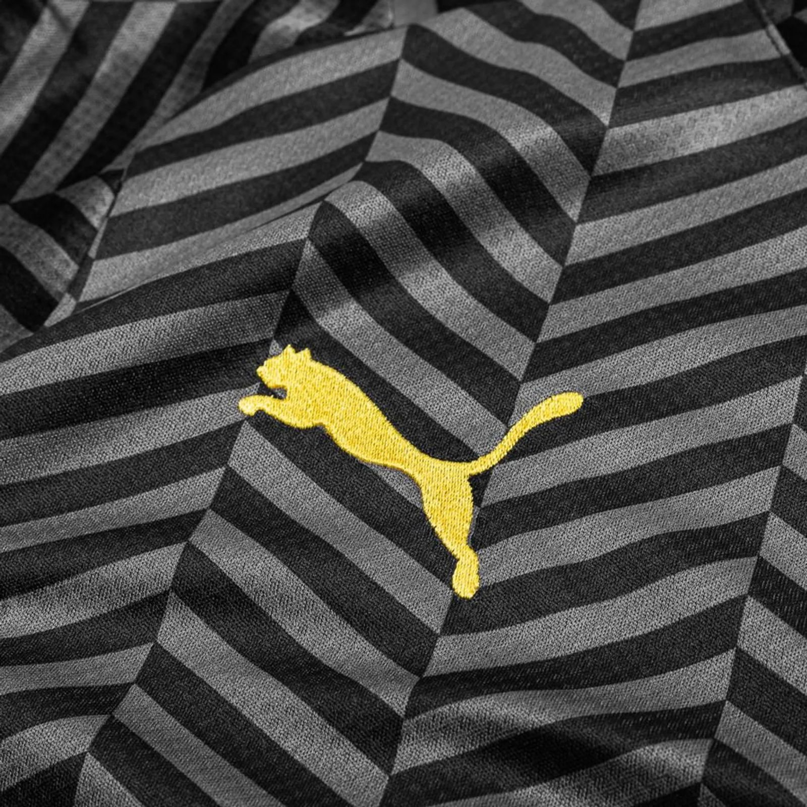 Borussia Dortmund 2021-22 Away Kit