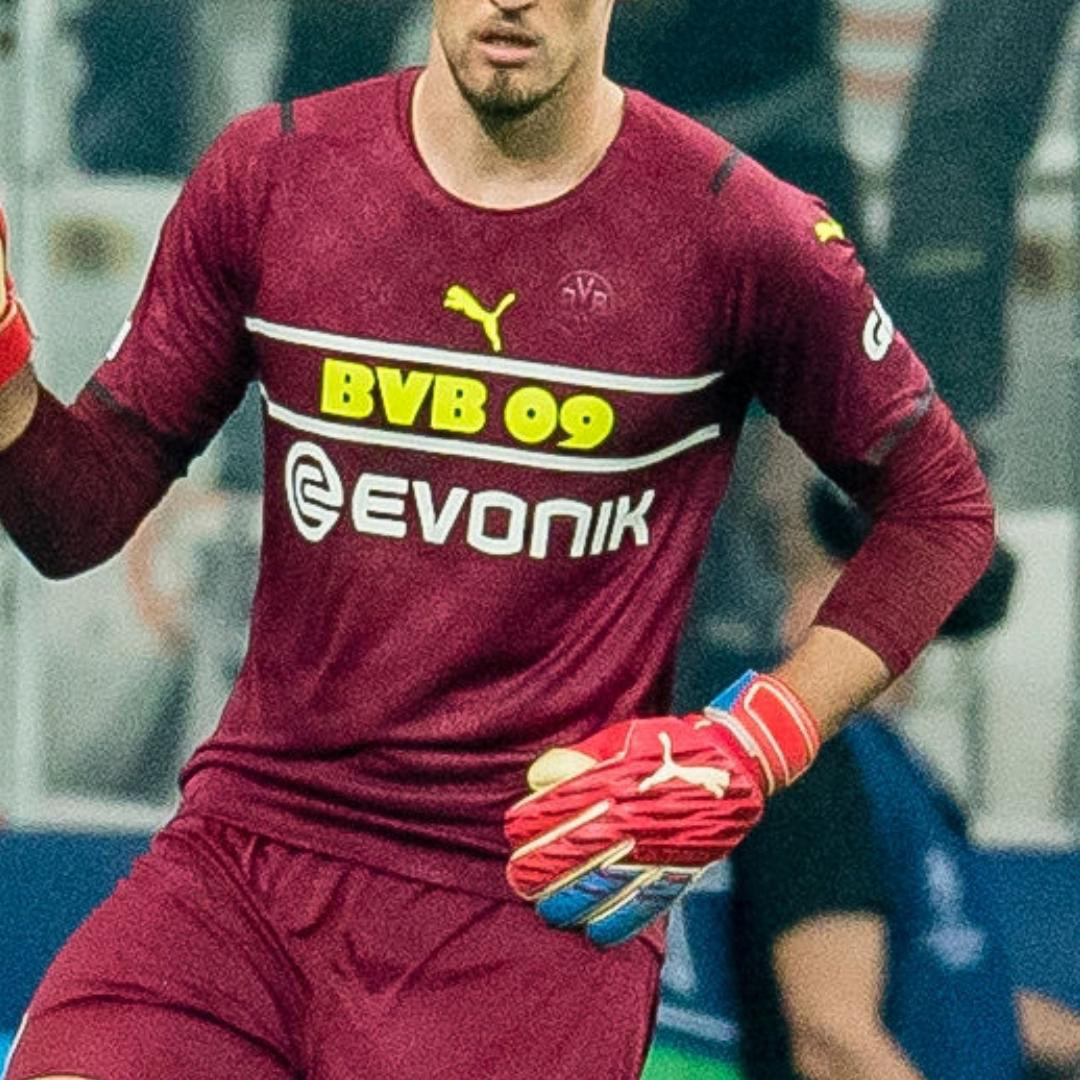 Borussia Dortmund 2021-22 Cup GK 2 Kit