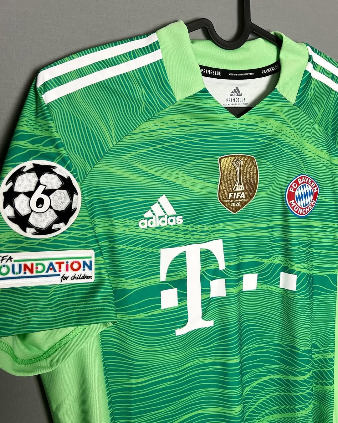Bayern München 2021-22 GK Third V2 Kit