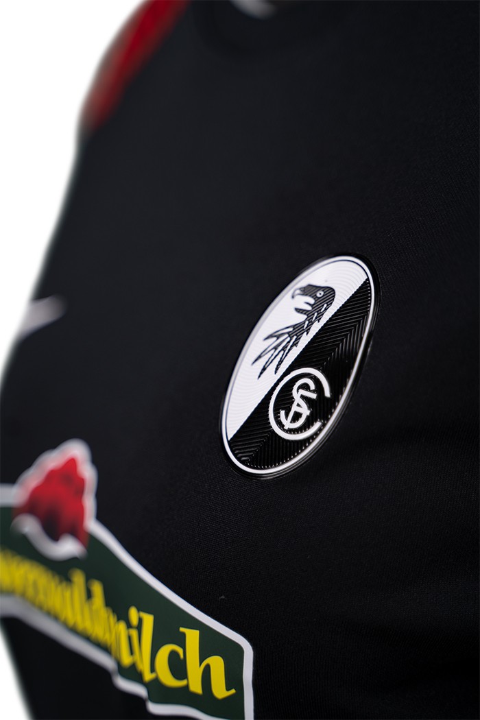 SC Freiburg 2021-22 Away Kit