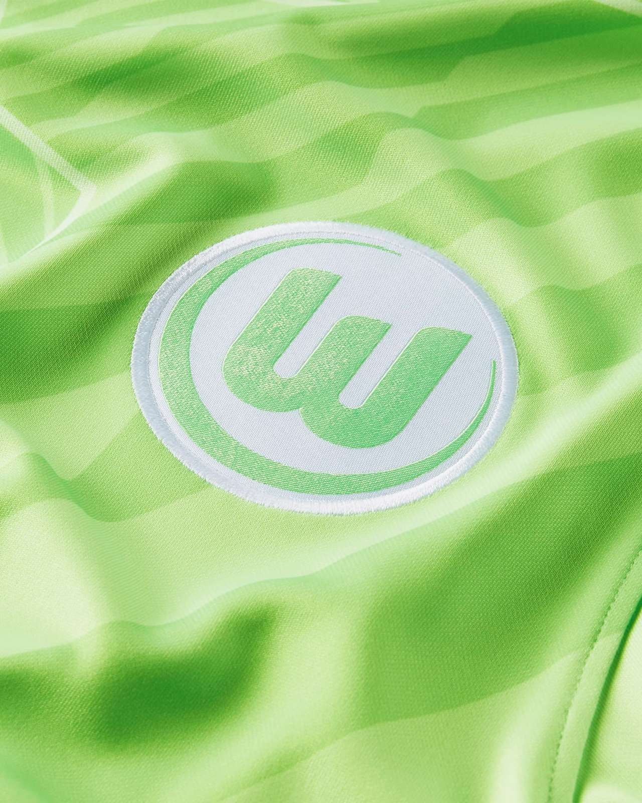 VfL Wolfsburg 2021-22 Home Kit