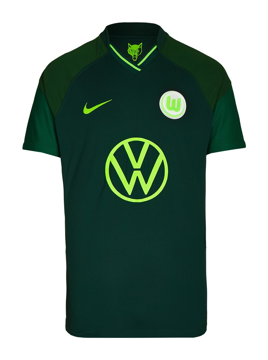 VfL Wolfsburg 2021-22 Away Kit