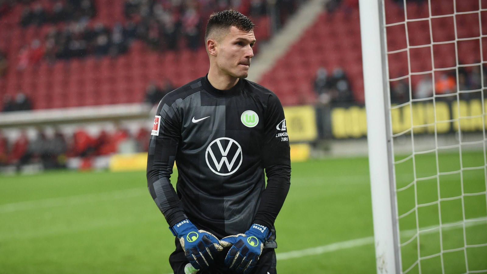 VfL Wolfsburg 2021-22 GK 3 Kit