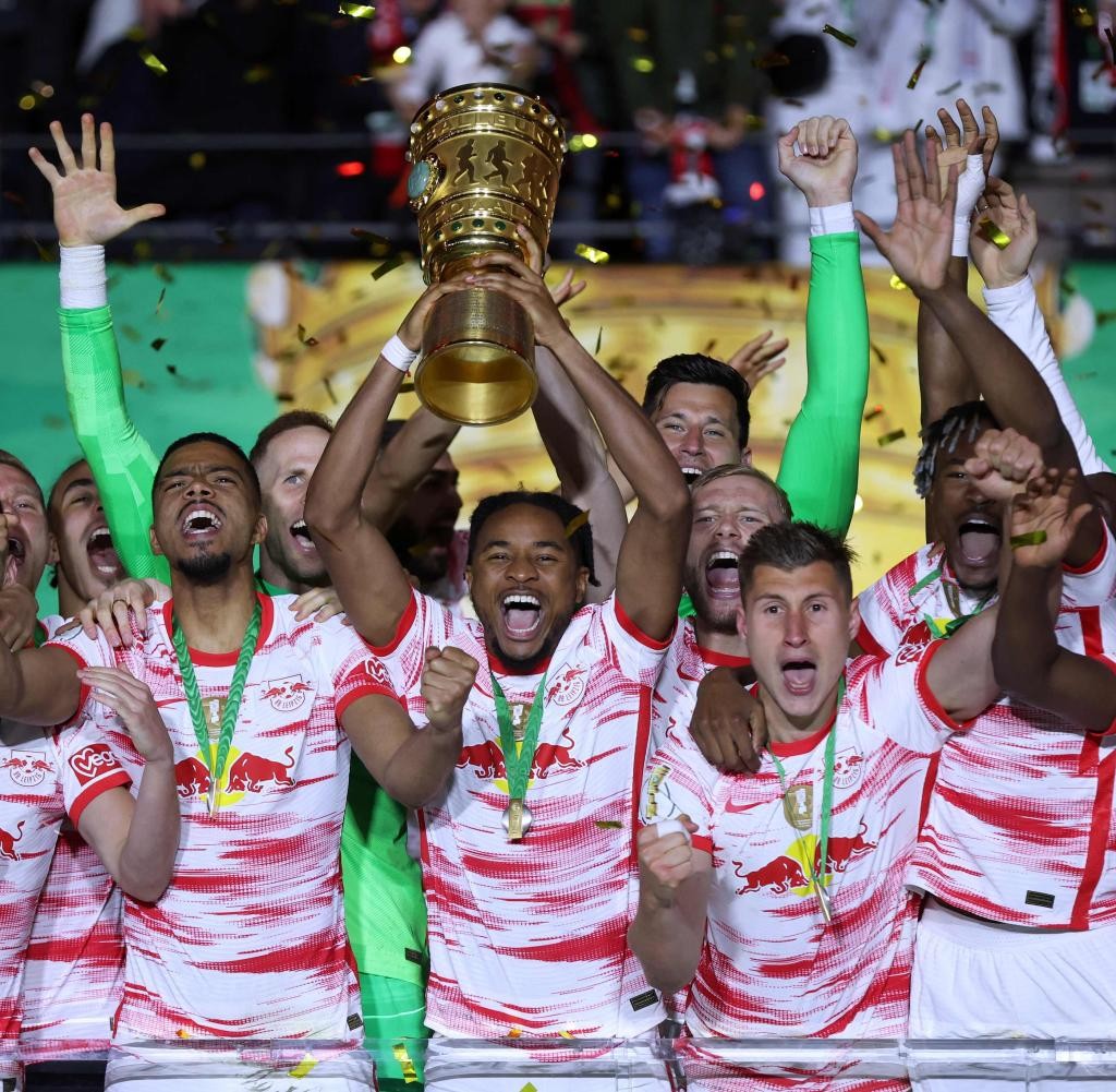 RB Leipzig 2021-22 DFB-Pokal Final Kit