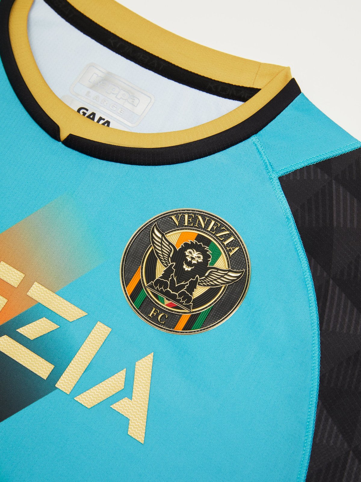 Venezia FC 2021-22 Third Kit