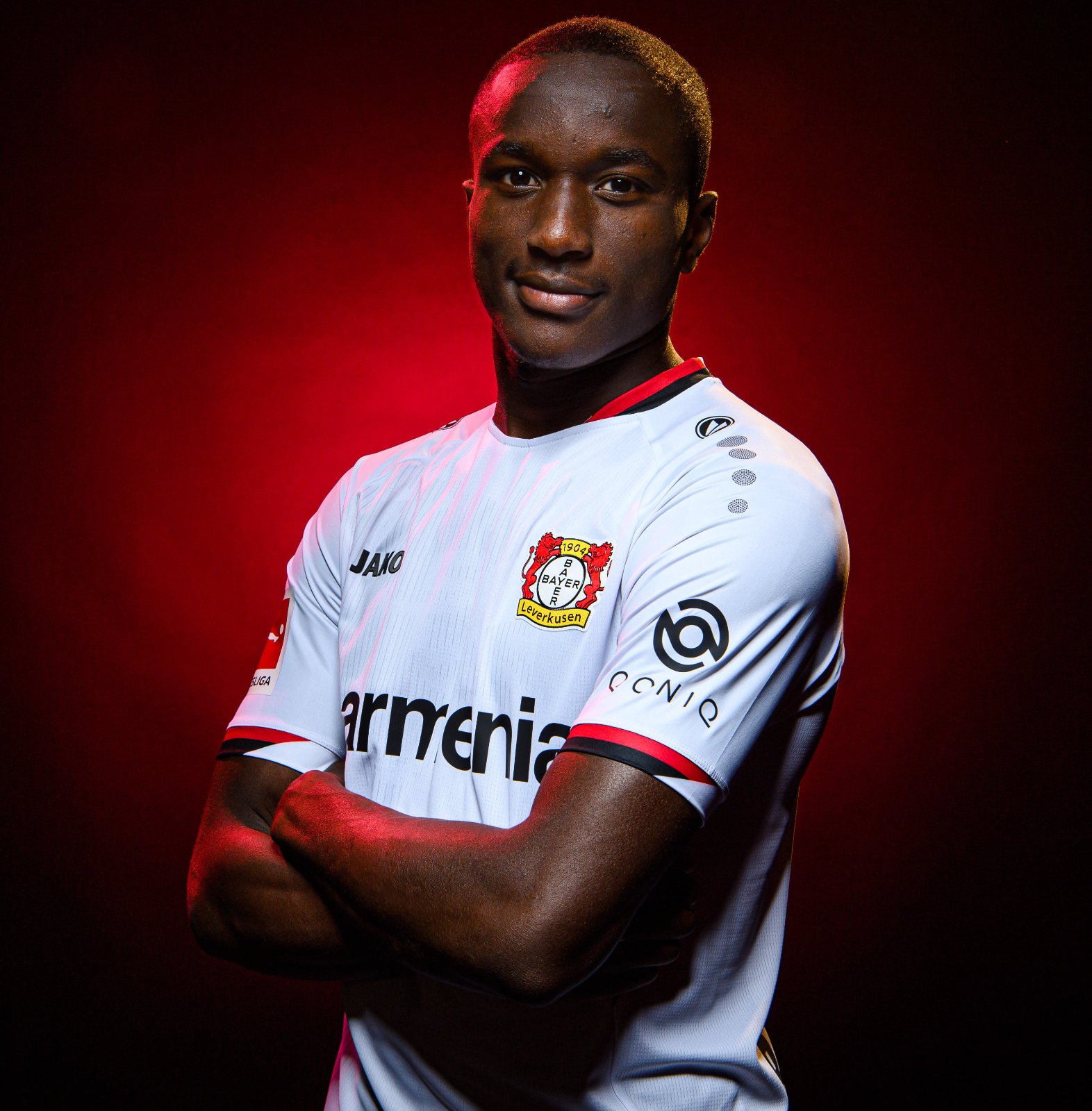 Bayer 04 Leverkusen 2021-22 Away Kit