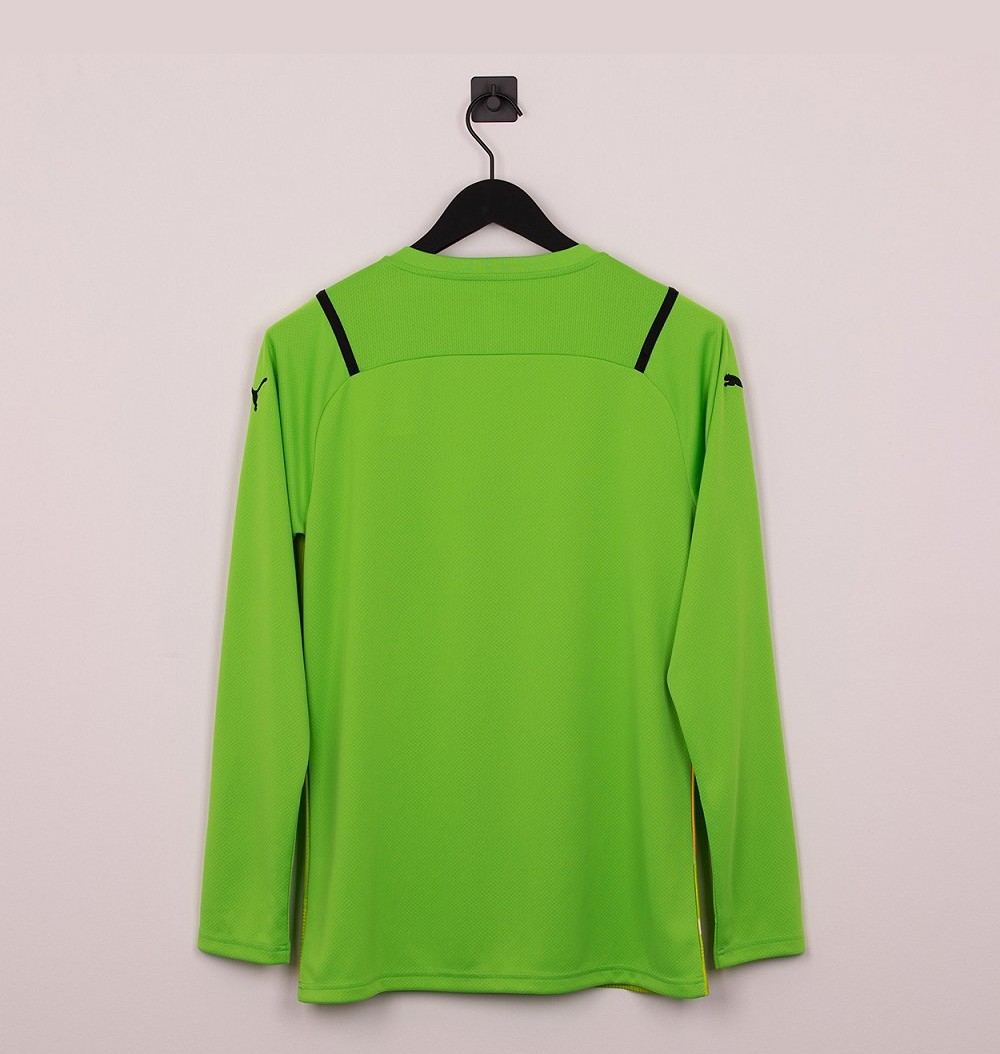 Borussia Mönchengladbach 2021-22 GK 1 Kit