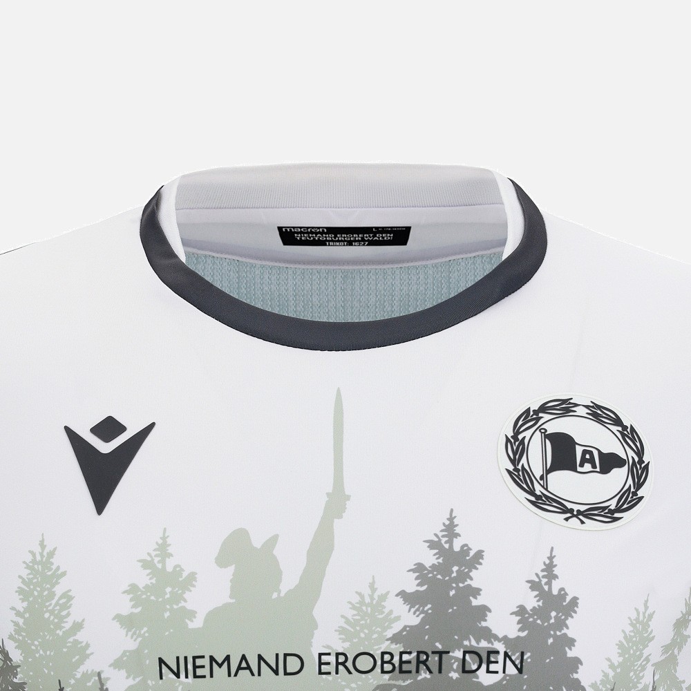 Arminia Bielefeld 2021-22 Special Kit